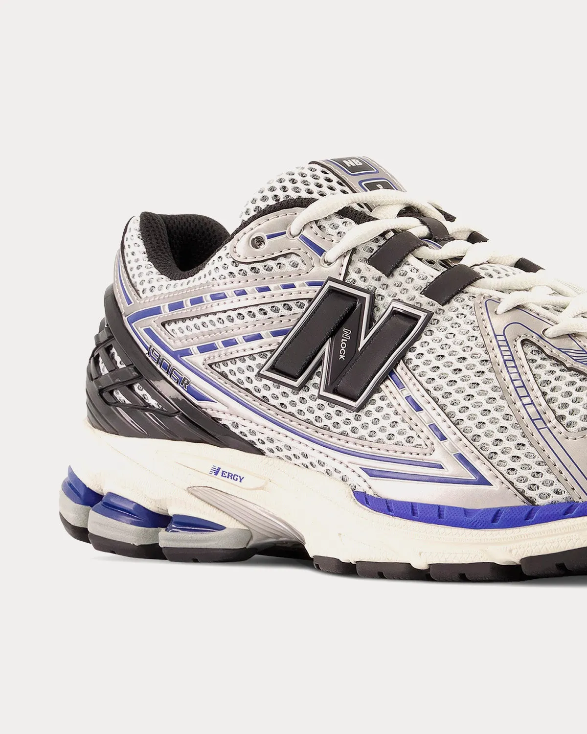 1906R Silver Metallic / Team Royal / Black Low Top Sneakers