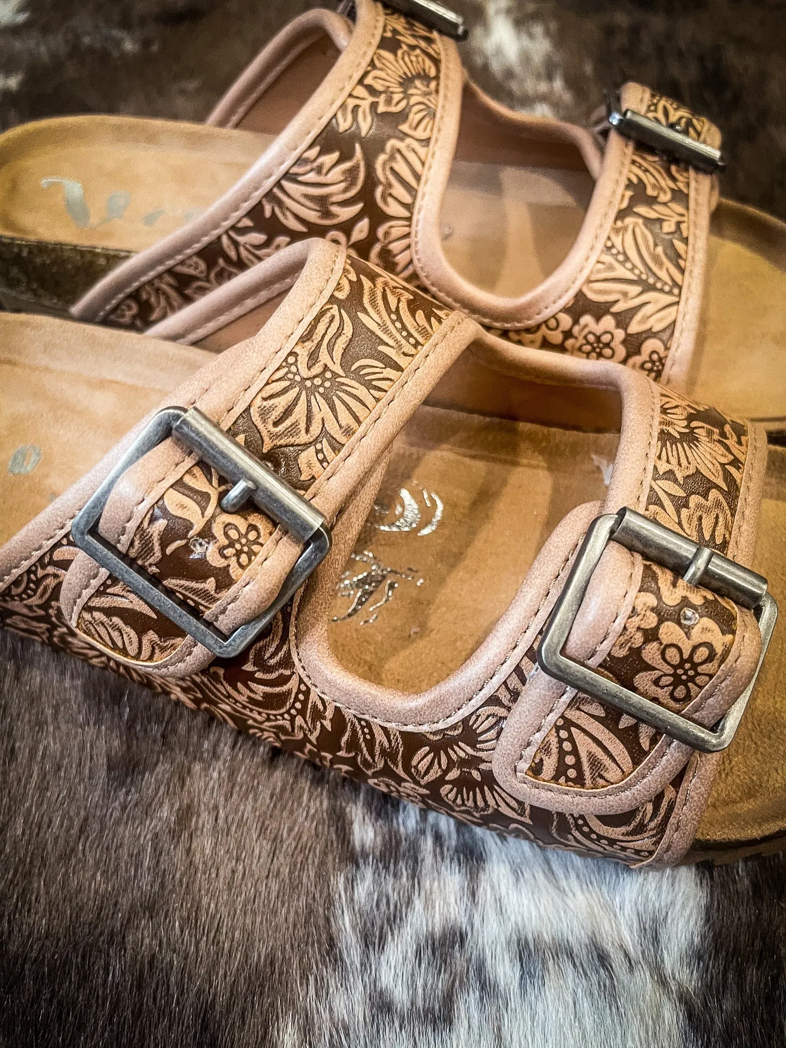 Berry Sandal in Light Tan by Very G