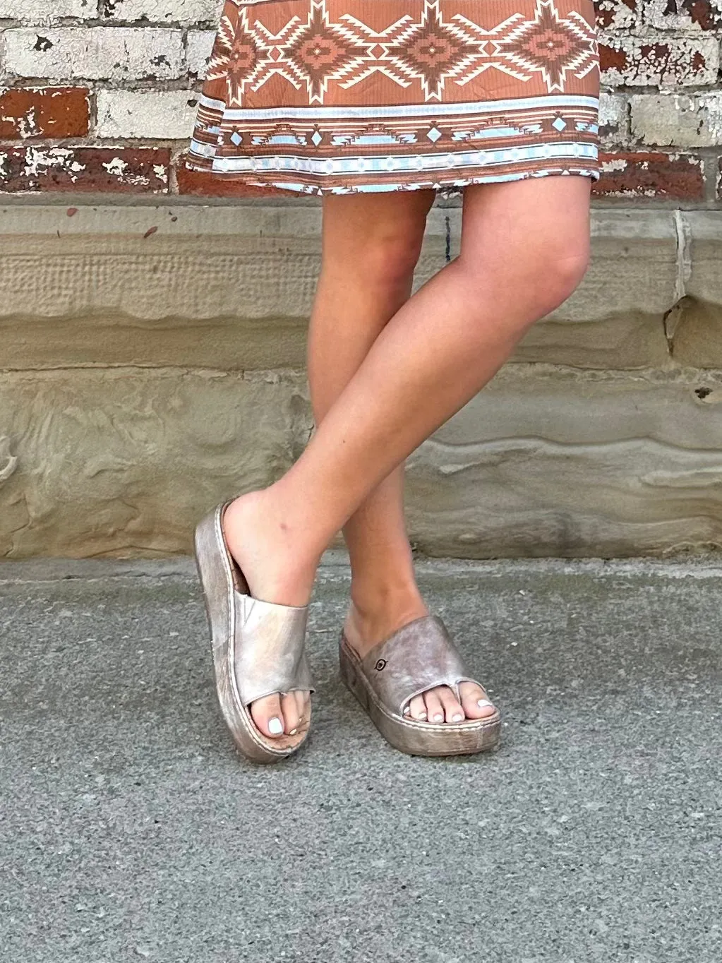 Born Women's Sharr Light Gold Panna Cotta Sandals BR0035330-GLD