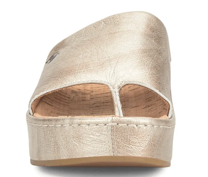 Born Women's Sharr Light Gold Panna Cotta Sandals BR0035330-GLD