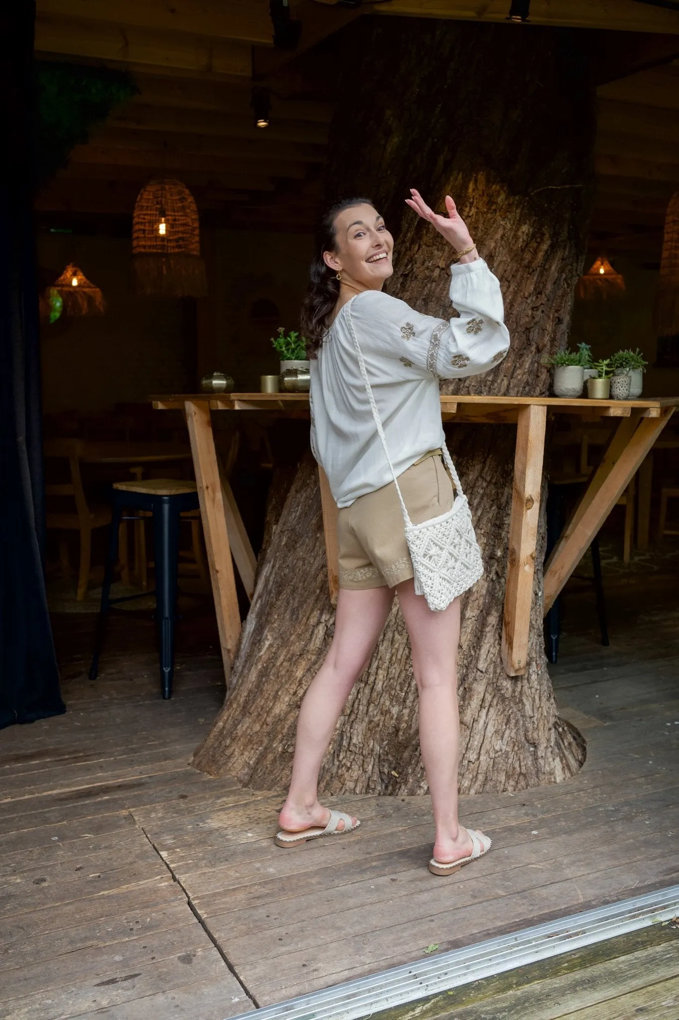 Broek - Embroidered Short Beige