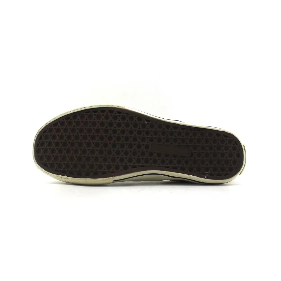 BUCKETFEET .