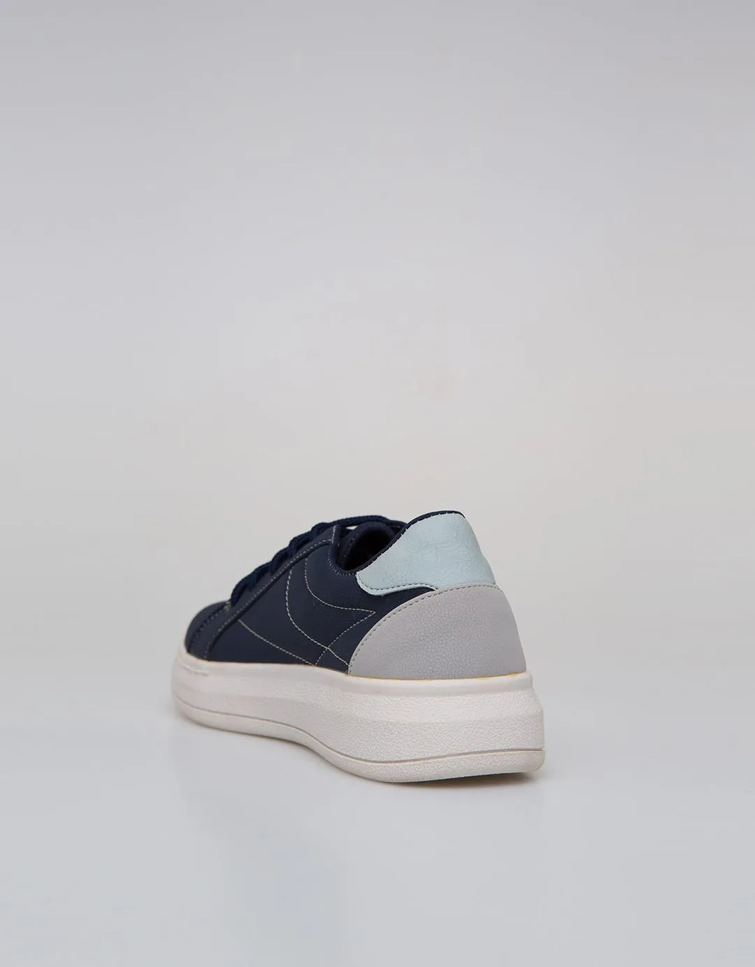 Cardinal Ladies Shoe
