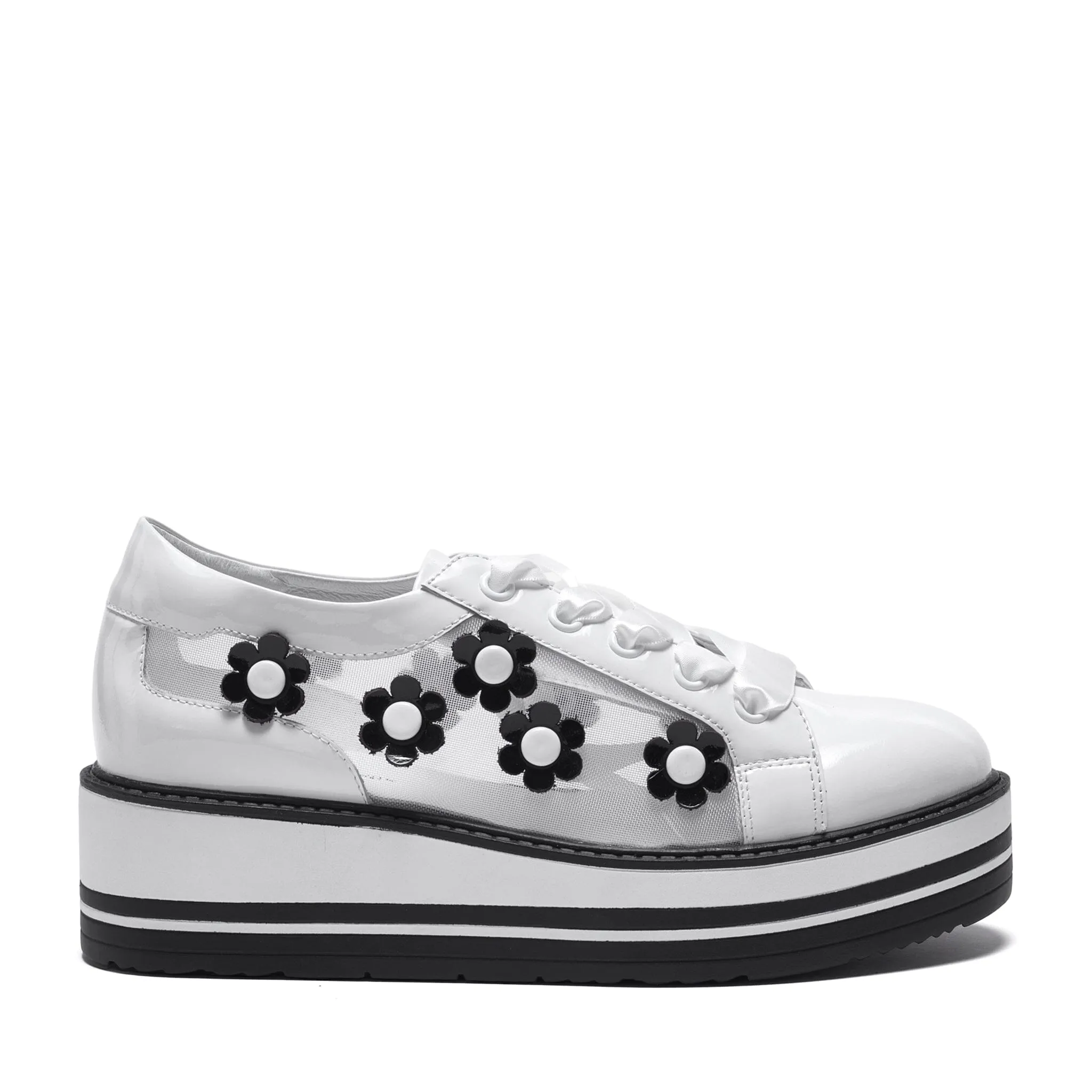 DAISY PATENT BLACK  LEATHER SNEAKER