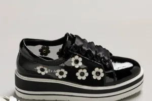 DAISY PATENT BLACK  LEATHER SNEAKER