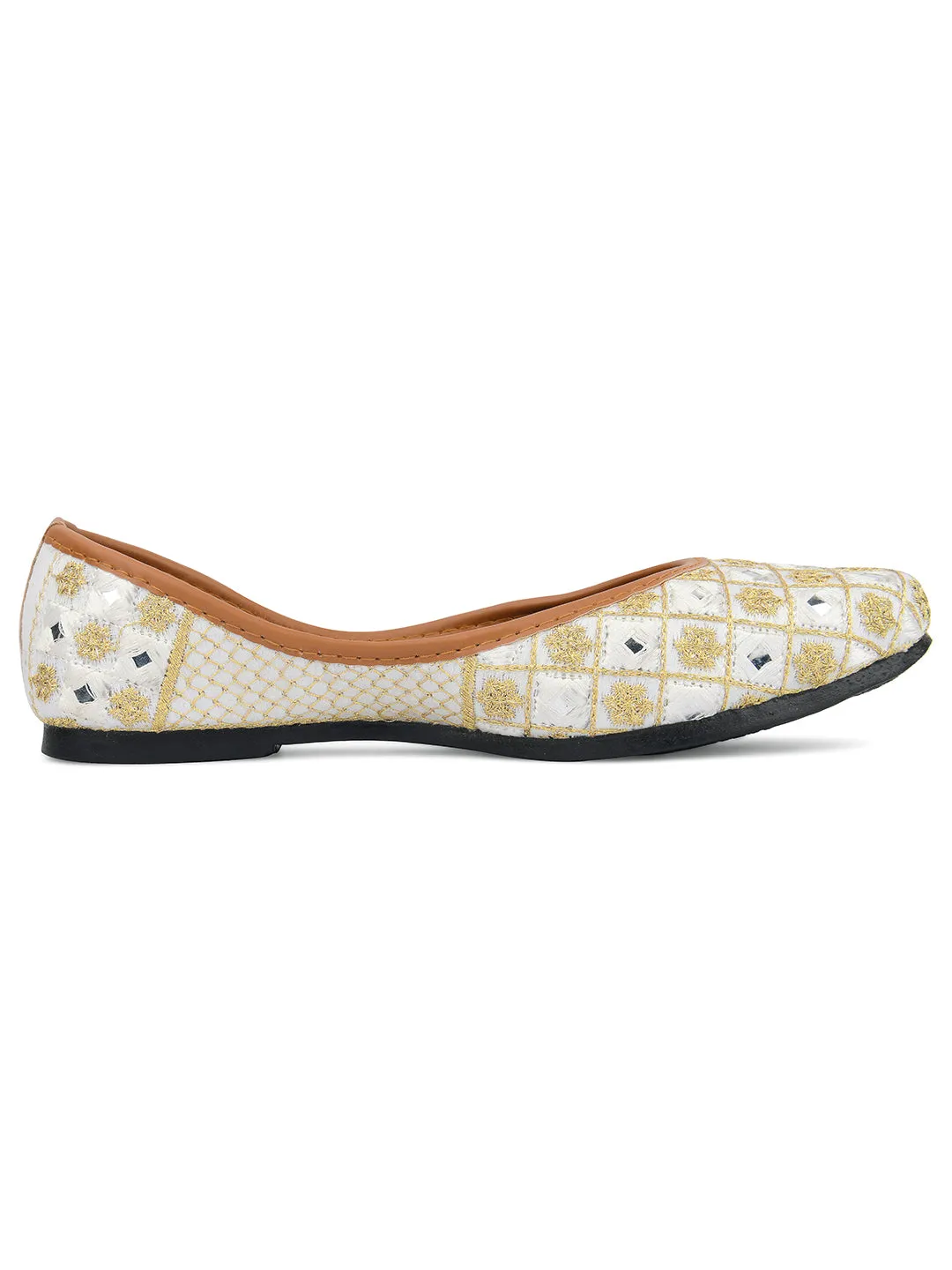 DESI COLOUR Women Green Ethnic Ballerinas with Embroidered Flats