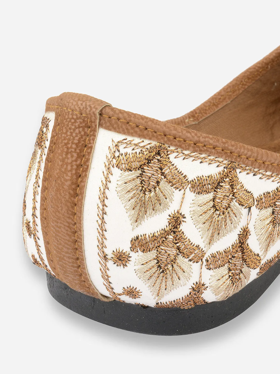 DESI COLOUR Women Off White Ethnic Ballerinas with Laser Cuts Flats