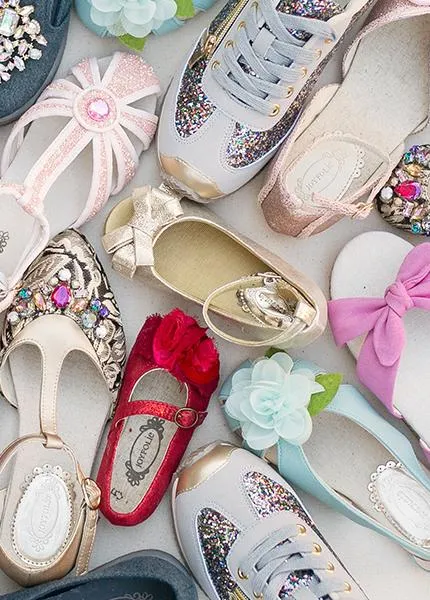 Girls Shoes Sample Box - 4 Items