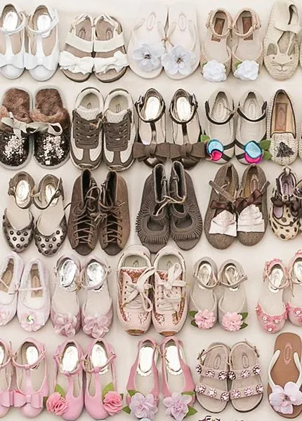 Girls Shoes Sample Box - 4 Items