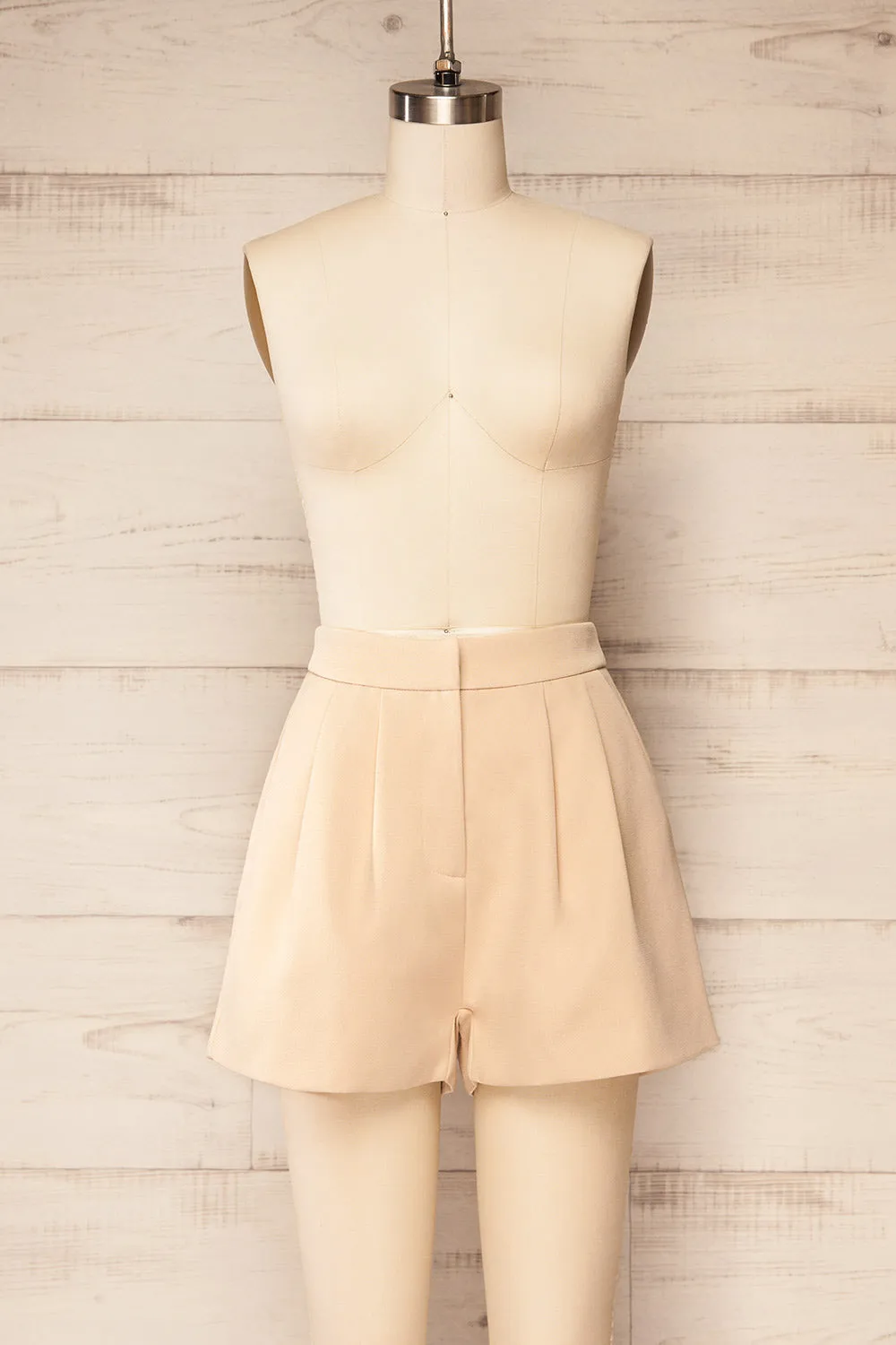 Lonsdale Beige | High-Waisted Shorts w/ Pockets