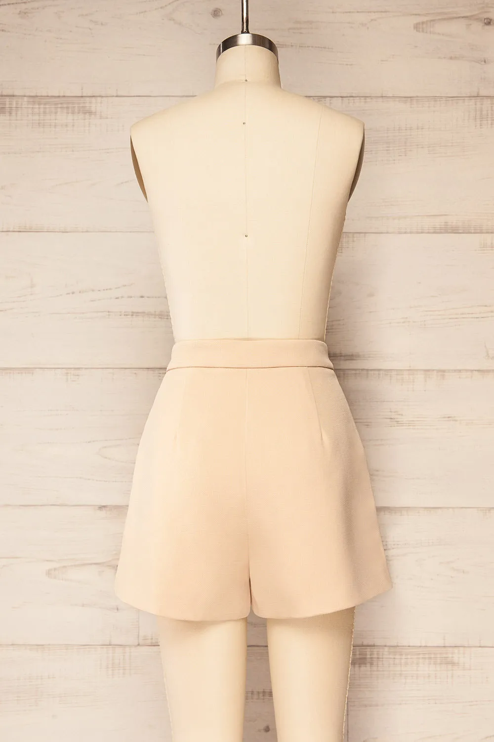 Lonsdale Beige | High-Waisted Shorts w/ Pockets