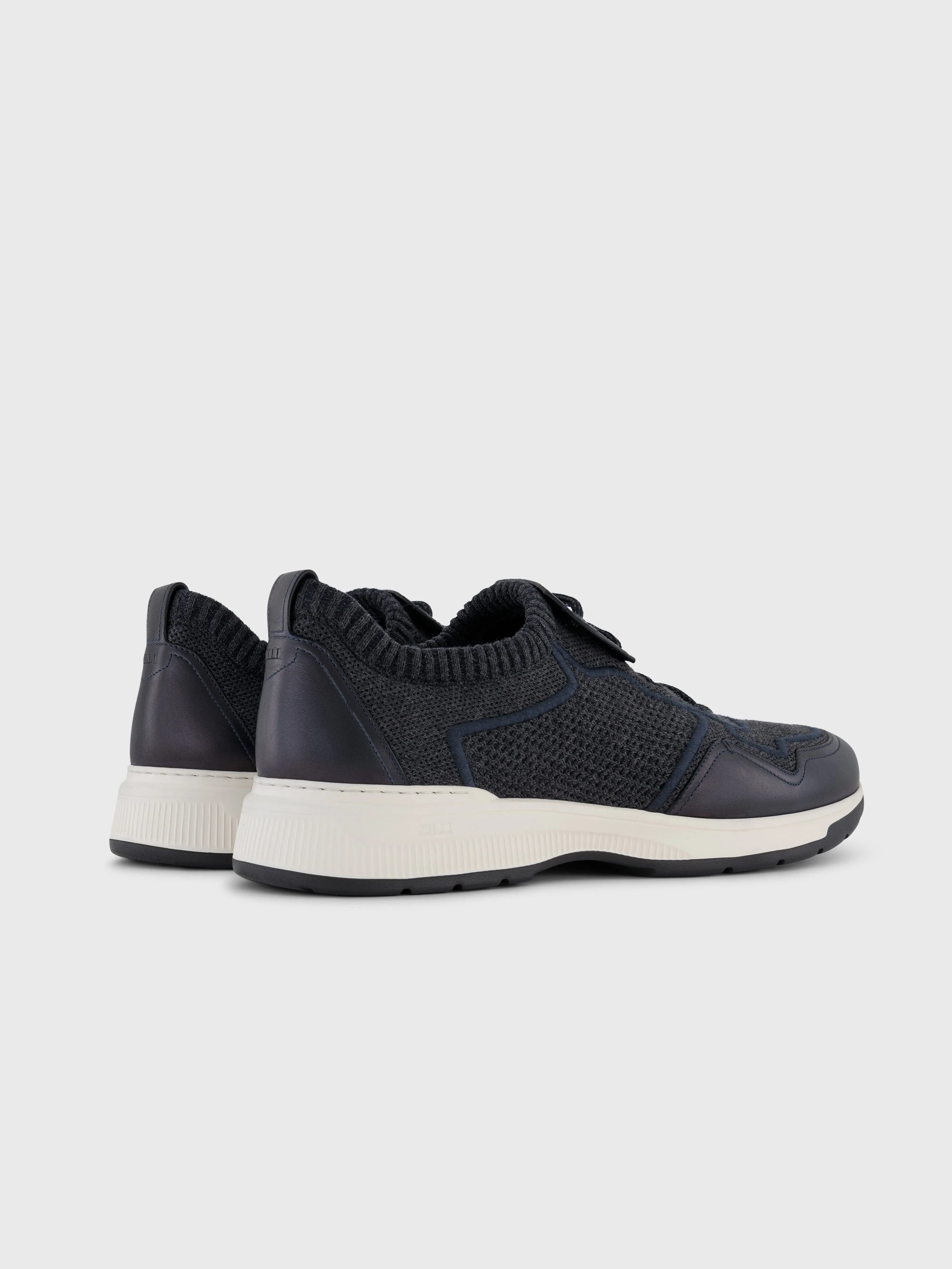 Low-Top Sneakers - Light Charcoal
