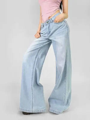 Nyla Flared Jeans