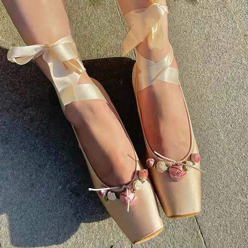 Rose Vintage Crossover Square Toe Lace-up Ballet Flats