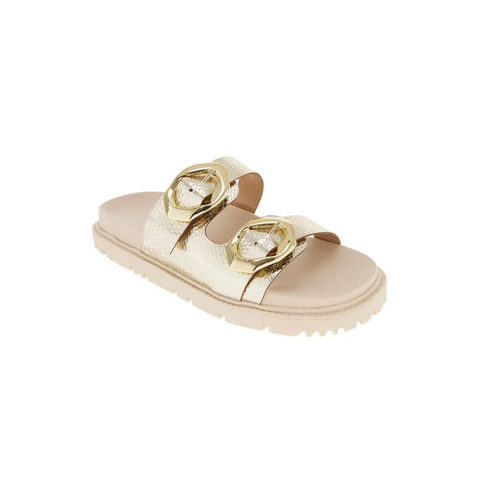 Stylish Slip-On Featuring Comfort BCM 152