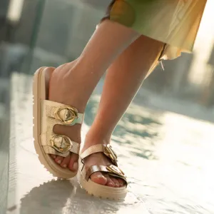 Stylish Slip-On Featuring Comfort BCM 152